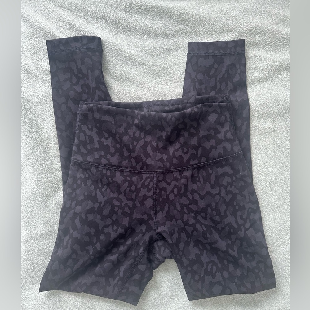 Lululemon Wunder Train 25” high-rise leggings